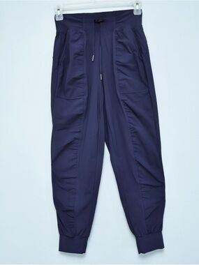 Halara High Waisted Jogger Pants Ruched Stretch Tapered Drawstring